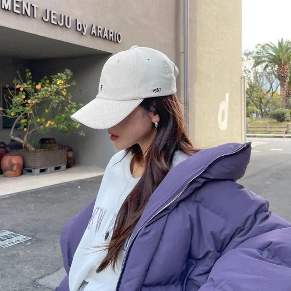 NWOT Korean Brand DEEPNY Corduroy Cap with Embroidered R in Ivory - Picture 2 of 15